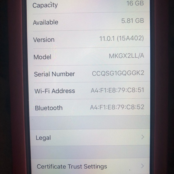iPod Touch - Picture 3 of 5